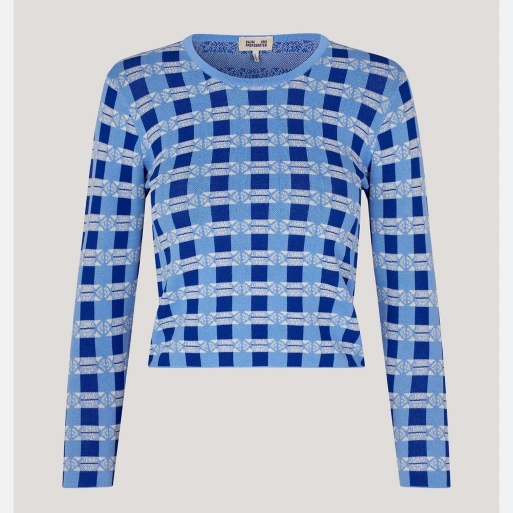 Baum und pferdgarten Blue and White Checkered cropped Sweater size M